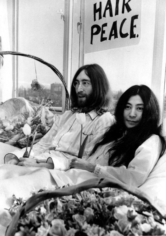 Yoko Ono no tuvo la culpa de la separación de los Beatles... ni de estas 25 cosas (TUITS)