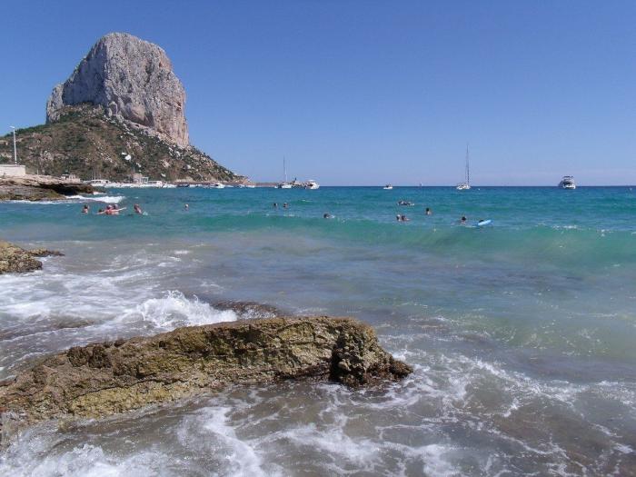 ¿Te vas de viaje? Esto es todo lo que te cubre tu seguro cuando sales de casa