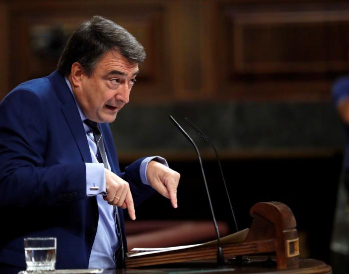ENCUESTA: ¿Quién es el culpable? ¿Sánchez o Iglesias?