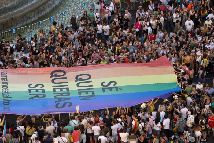 Un estudio concluye que no existe el 'gen gay' que determina si una persona será homosexual o heterosexual