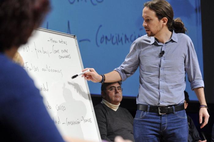 La sede de Podemos Cartagena sufre un ataque con material explosivo