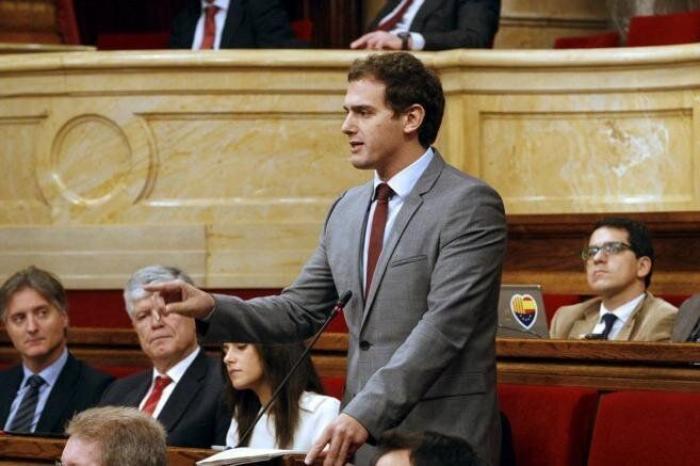 El PP contrata a Albert Rivera para recurrir la ley catalana de alquileres