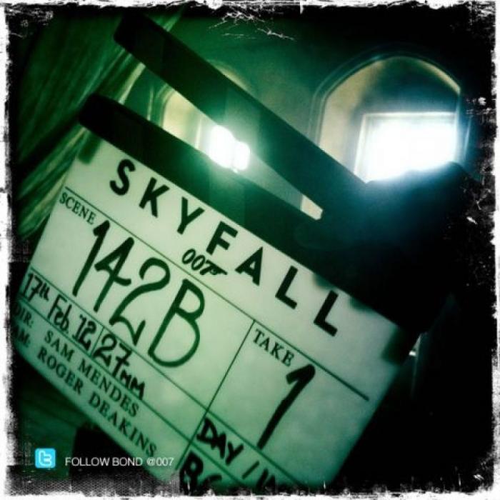 Alfombra roja de Skyfall: Penélope Cruz acompaña a Bardem en el estreno de la nueva película de James Bond (FOTOS)