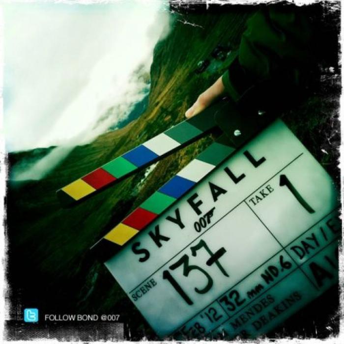 Alfombra roja de Skyfall: Penélope Cruz acompaña a Bardem en el estreno de la nueva película de James Bond (FOTOS)