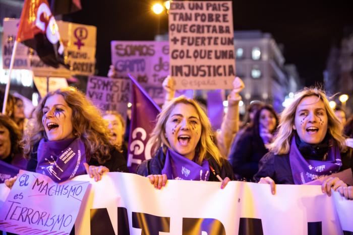 ¿Por qué no le preocupa la violencia de género a los españoles?