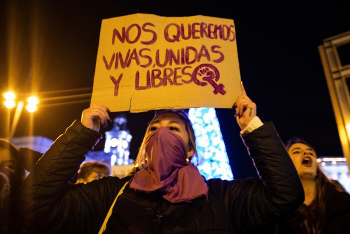 ¿Por qué no le preocupa la violencia de género a los españoles?