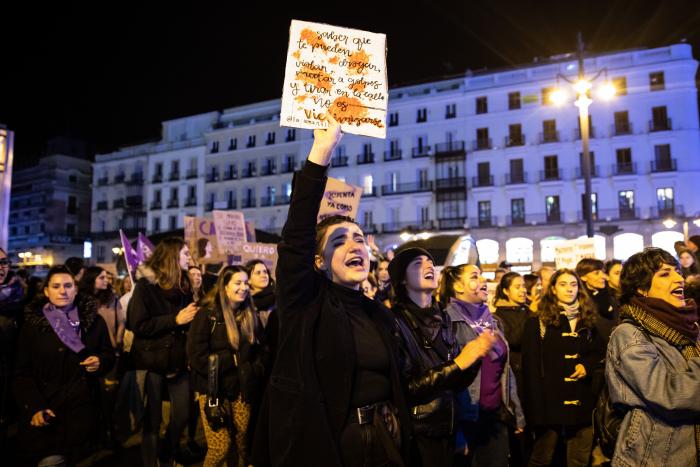 ¿Por qué no le preocupa la violencia de género a los españoles?