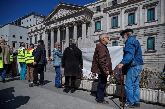 El Congreso aprueba la subida de las pensiones y del sueldo de los funcionarios sin el apoyo de Vox