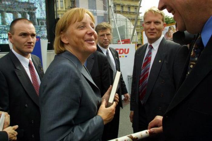 Los partidos del Gobierno alemán contienen en el Este el auge de la ultraderecha