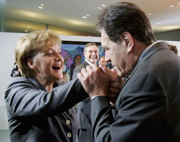 Los partidos del Gobierno alemán contienen en el Este el auge de la ultraderecha