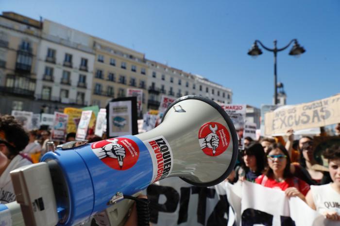 Feliz día internacional de... 'las generaciones engañadas'