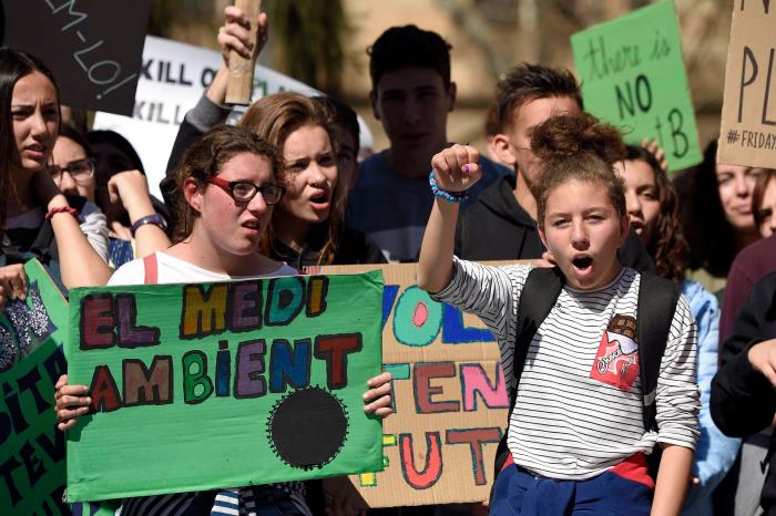 Feliz día internacional de... 'las generaciones engañadas'