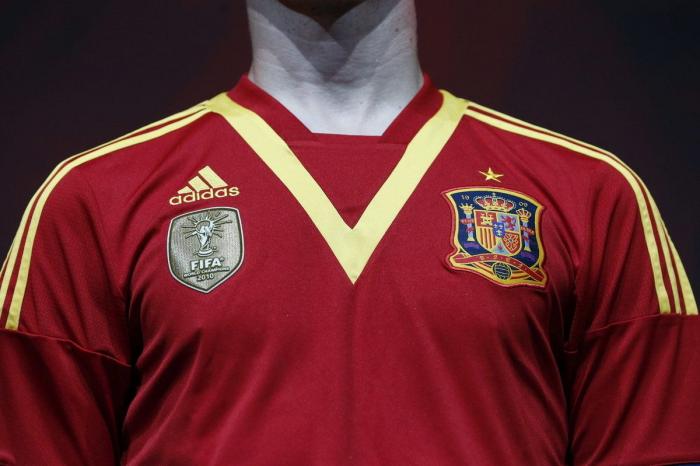 La Federación Española de Fútbol presenta la nueva equipación de la selección (FOTOS)