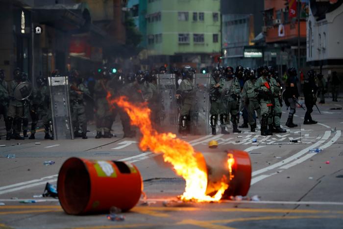 Un herido de bala en las protestas de Hong Kong en pleno 70ª aniversario de la China comunista