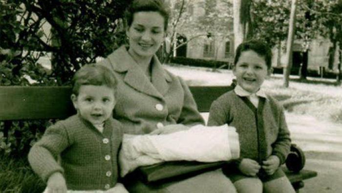 Rajoy presume de haber salvado a España y alerta de las "ventoleras ideológicas"