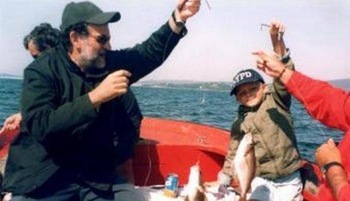 Rajoy presume de haber salvado a España y alerta de las "ventoleras ideológicas"