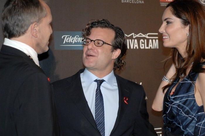 De gala con lazo rojo: Miguel Bosé y Eugenia Silva, anfitriones de un acto contra el Sida (FOTOS)
