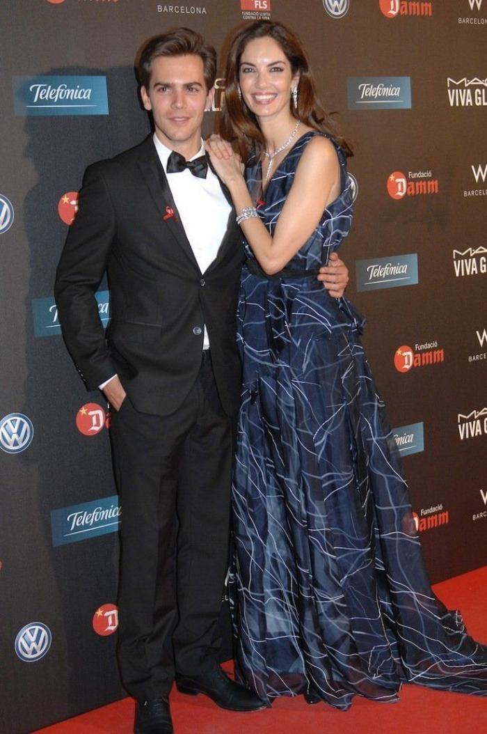 De gala con lazo rojo: Miguel Bosé y Eugenia Silva, anfitriones de un acto contra el Sida (FOTOS)