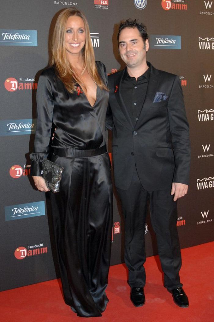 De gala con lazo rojo: Miguel Bosé y Eugenia Silva, anfitriones de un acto contra el Sida (FOTOS)