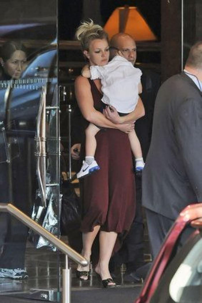 El 'manager' de Britney Spears dimite y asegura que la cantante va a retirarse