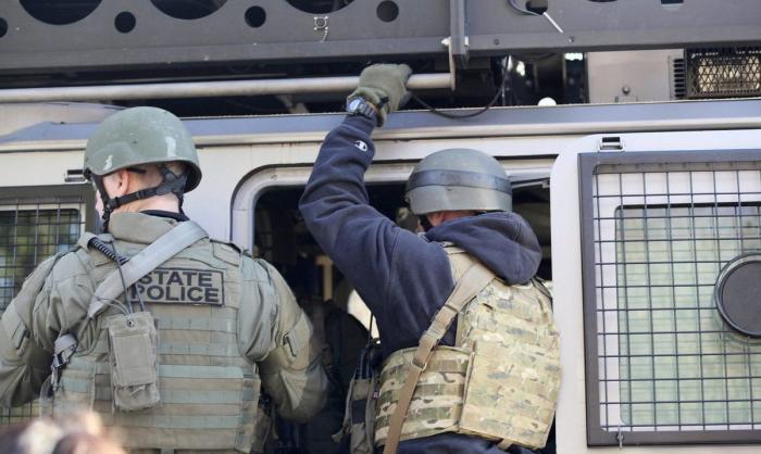 Tiroteo en Connecticut: Al menos 27 muertos, 20 de ellos niños, en una escuela infantil (DIRECTO, VIDEO)