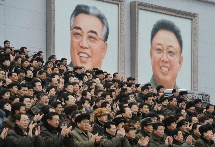 Kim Jong-un responde a la comunidad internacional: Habrá más cohetes (FOTOS)