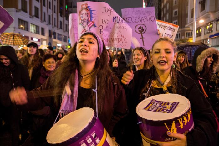 Ola de 'zascas' a Marhuenda tras calificar la huelga de "pija"