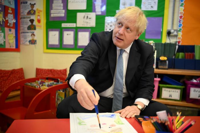 Johnson contra las cuerdas: qué pasa si dimite el primer ministro