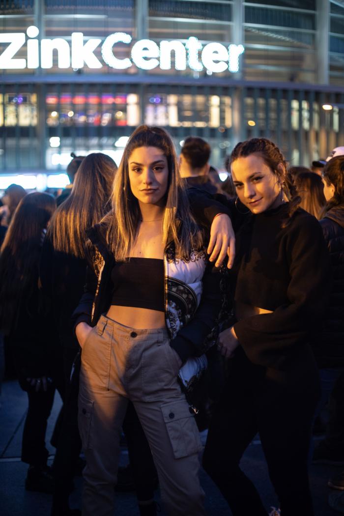 Rosalía dispara el contador de 'me gustas' con unas fotos desnuda en la cama