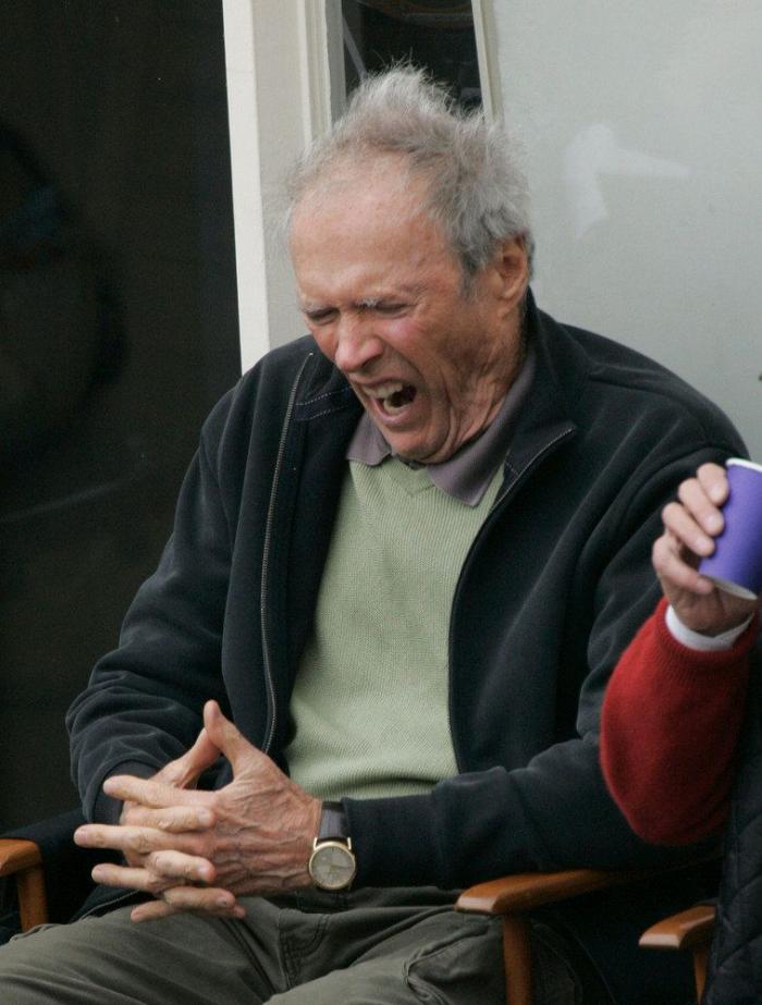 ¿Sueño o aburrimiento? Famosos 'cazados' mientras bostezaban (FOTOS)