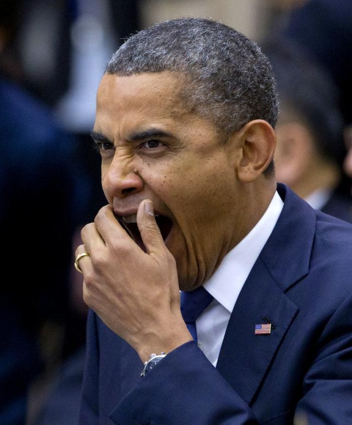 ¿Sueño o aburrimiento? Famosos 'cazados' mientras bostezaban (FOTOS)