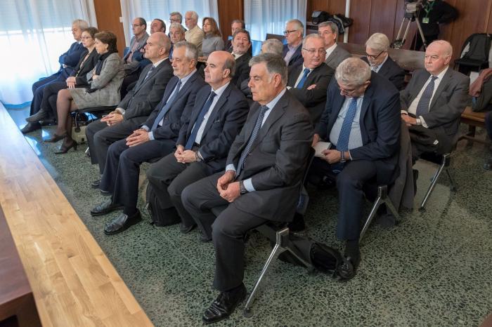 La Junta de Andalucía localiza tres cajas fuertes con documentos de los ERE