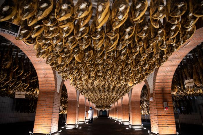 'The Guardian' llama "ignorante" a Pedro Sánchez por este error durante un acto