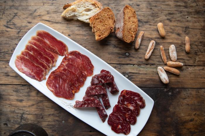 'The Guardian' llama "ignorante" a Pedro Sánchez por este error durante un acto