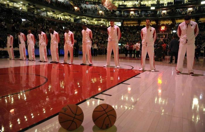 Tiroteo en Connecticut: Los deportistas rinden homenaje a las víctimas de Newtown (FOTOS)