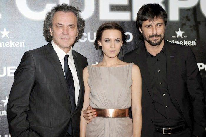 Las dos "caras" de Carolina Bang, rapada a la mitad, en el estreno de 'El cuerpo' (FOTOS)