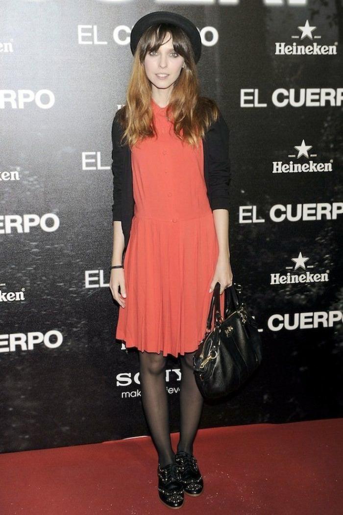 Las dos "caras" de Carolina Bang, rapada a la mitad, en el estreno de 'El cuerpo' (FOTOS)