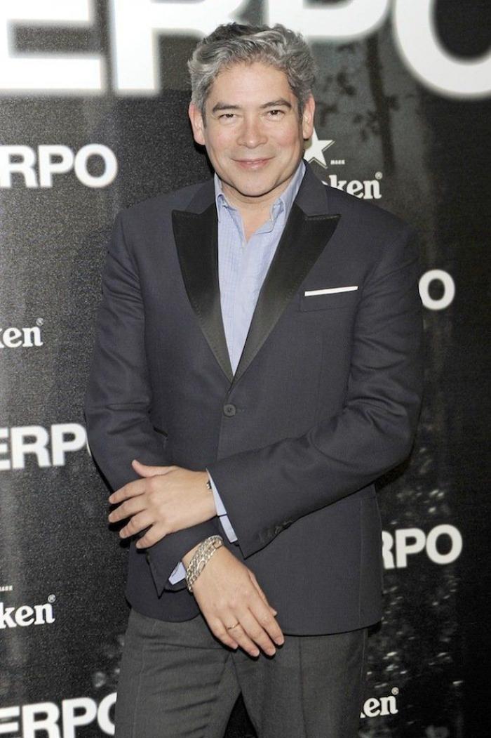 Las dos "caras" de Carolina Bang, rapada a la mitad, en el estreno de 'El cuerpo' (FOTOS)