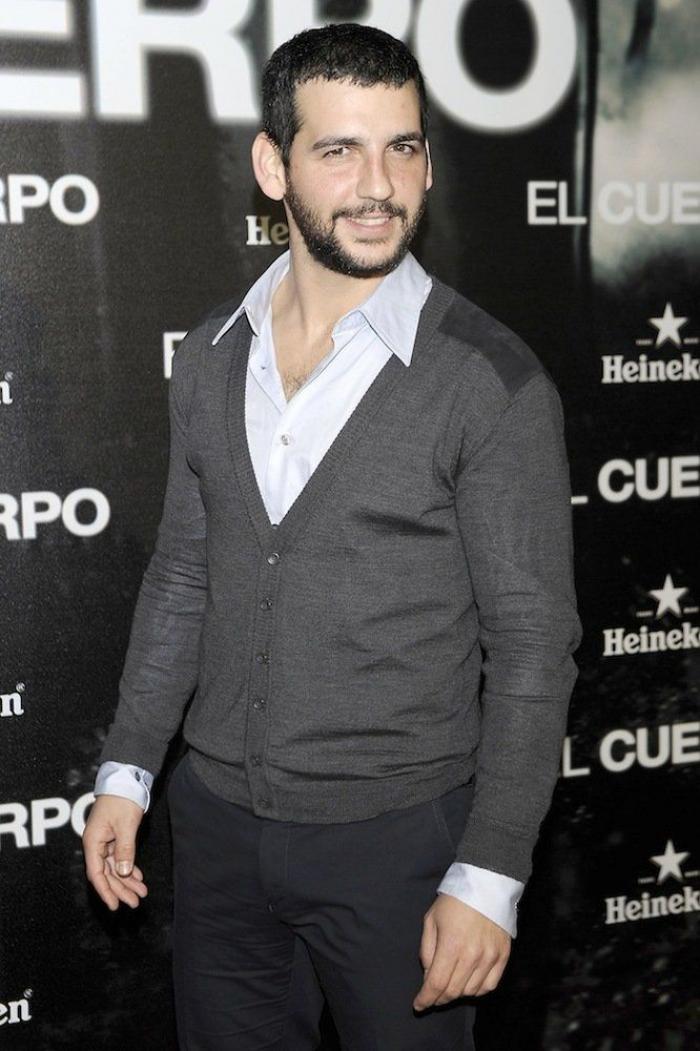 Las dos "caras" de Carolina Bang, rapada a la mitad, en el estreno de 'El cuerpo' (FOTOS)