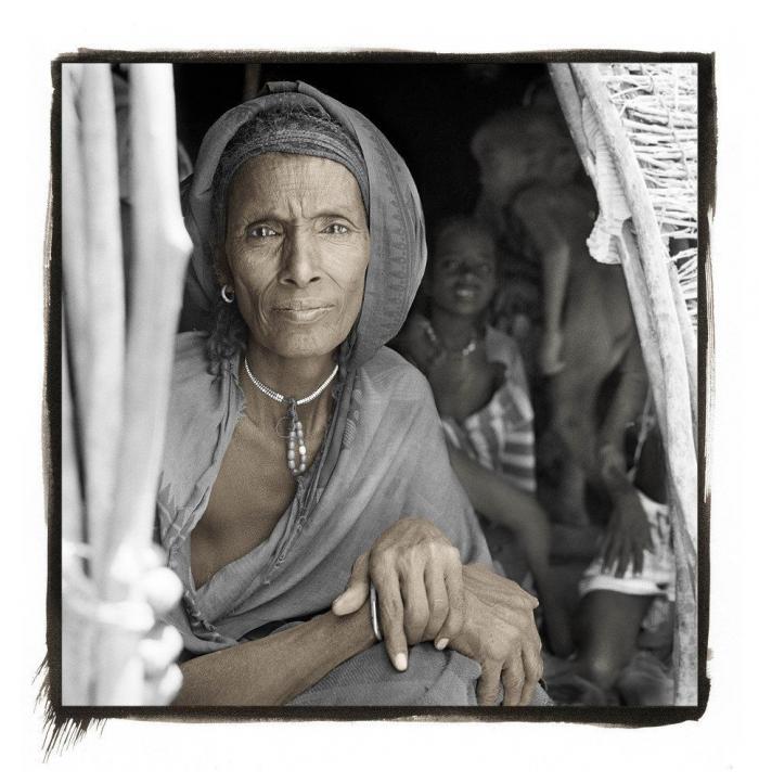 La scout que se enfrenta al neonazi: una nueva heroína viral a la que admirar