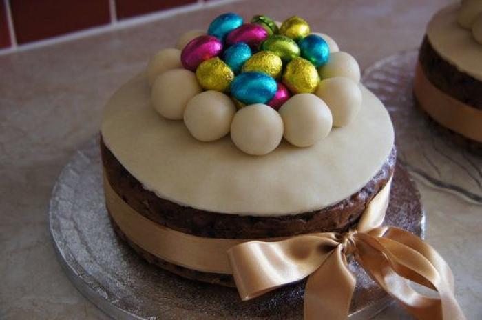 Torrijas, chocolate y mazapán: 10 destinos de Semana Santa para devotos del dulce