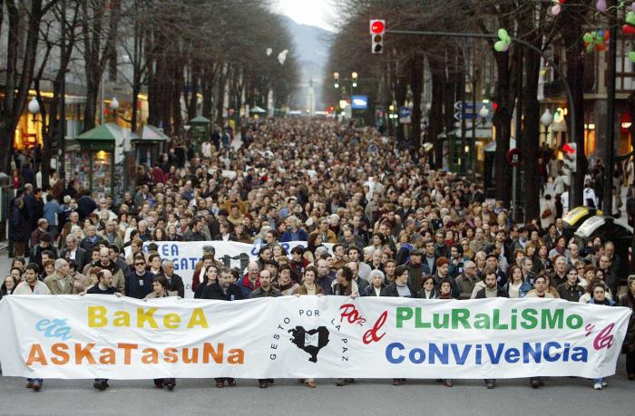 España pide a Francia la extradición de Josu Ternera