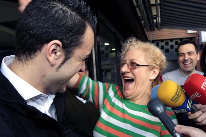 Lotería de Navidad 2012: Siete historias para sonreír aunque no te haya tocado ni un euro