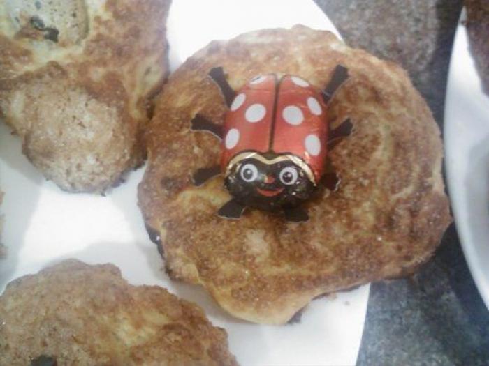 El Cristo de las Gotas de Burgos se troncha un brazo al caer en plena procesión