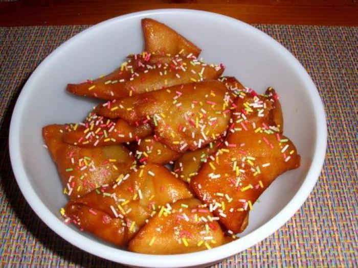 El Cristo de las Gotas de Burgos se troncha un brazo al caer en plena procesión