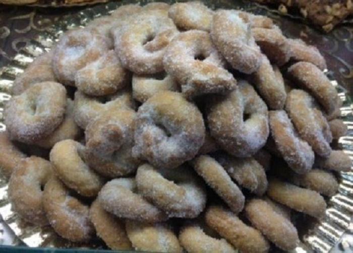 El Cristo de las Gotas de Burgos se troncha un brazo al caer en plena procesión