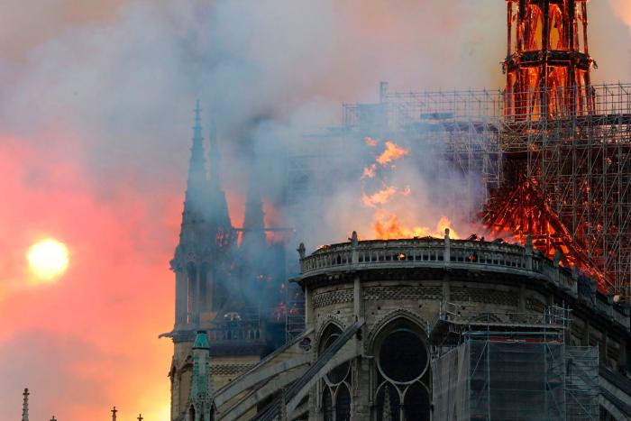 Dónde se originó exactamente el incendio de la catedral de Notre Dame, en París