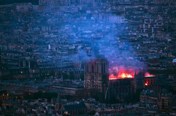 Dónde se originó exactamente el incendio de la catedral de Notre Dame, en París