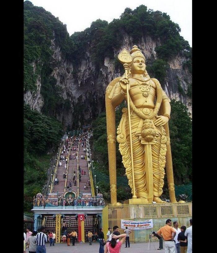 Esta foto de Metro de Madrid hará que vayas con mucho más cuidado en las escaleras mecánicas