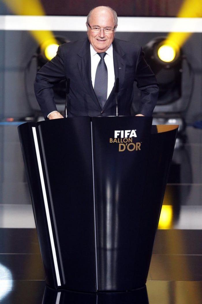 Balón de Oro 2012: Las caras de Cristiano Ronaldo tras perder el Balón de Oro (FOTOS, TUITS)